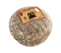 Fromage de Brebis au Coulis de Piment d'Espelette